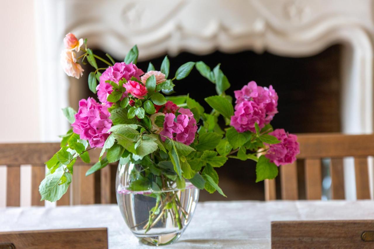 Bed and Breakfast Domaine De Pladuc Lachaise Екстер'єр фото